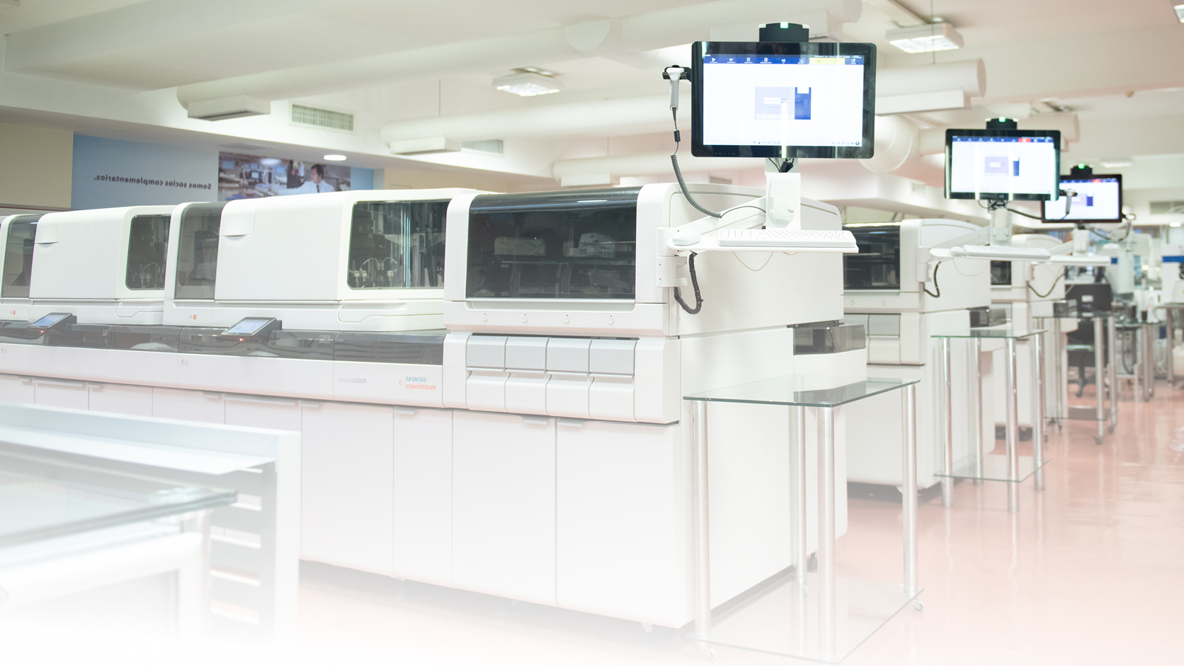 Equipamiento del laboratorio MANLAB.
